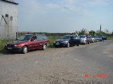 Zniszczony dwr w Ostrowieczku - ostrowieczko_samochody.jpg$